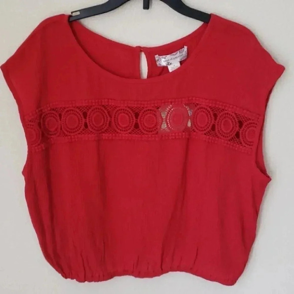 🌻 NWT BAND OF GYPSIES TOP - Picture 1 of 9